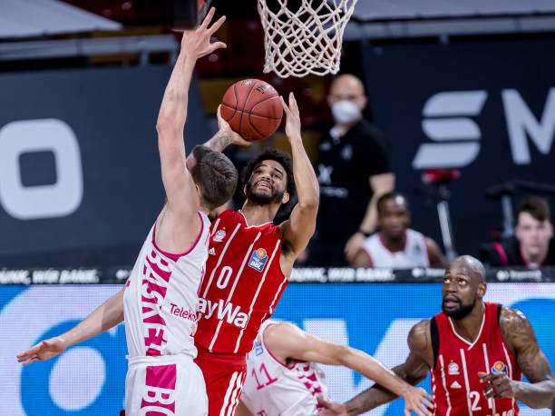 他在国际赛 他在国际赛