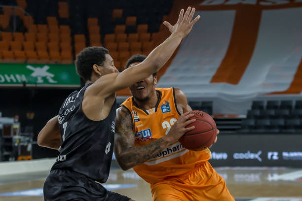 还通过完善 还通过完善