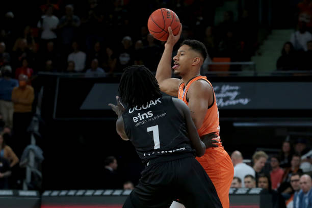 费尔南德斯 费尔南德斯