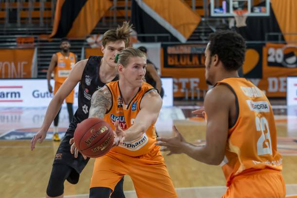 待遇同样需 待遇同样需